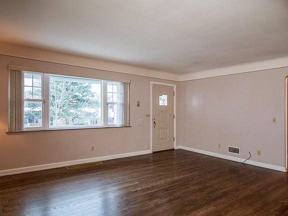 4th image of 5410 Moundcrest Dr