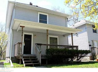 124 Isbell St, Lansing, MI 48910