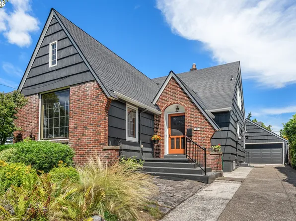2839 NE Hancock St, Portland, OR 97212