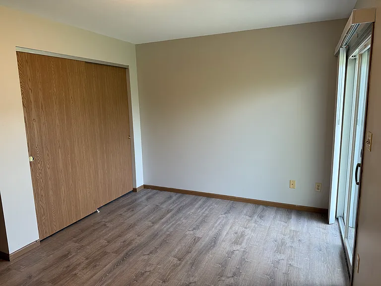 813 Covey Ln #4 — Photo 8
