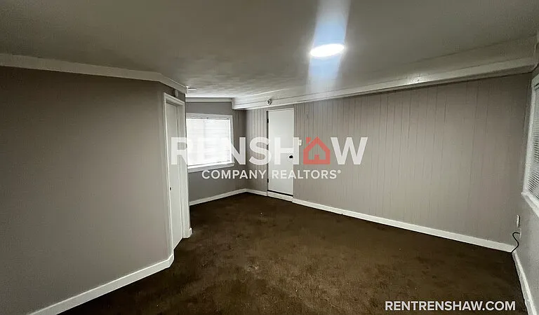 2310 Theda Ave — Photo 15