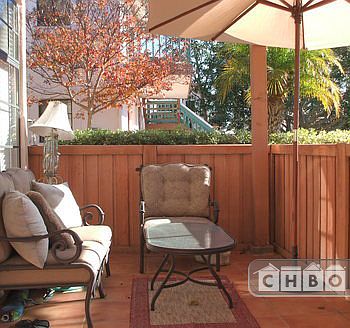 Furnised Front Patio