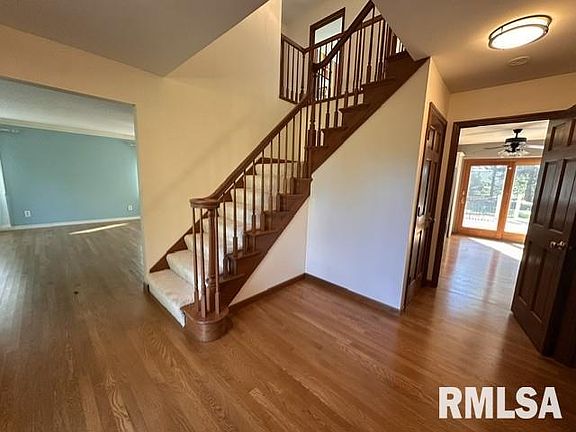 4th image of 107 Edlen Ln