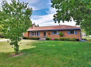 3767 Doreen Dr, Roscoe, IL 61073