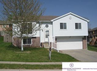 16308 Madison St, Omaha, NE 68135