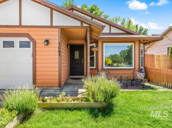 7061 Gillis Dr, Garden City, ID 83714