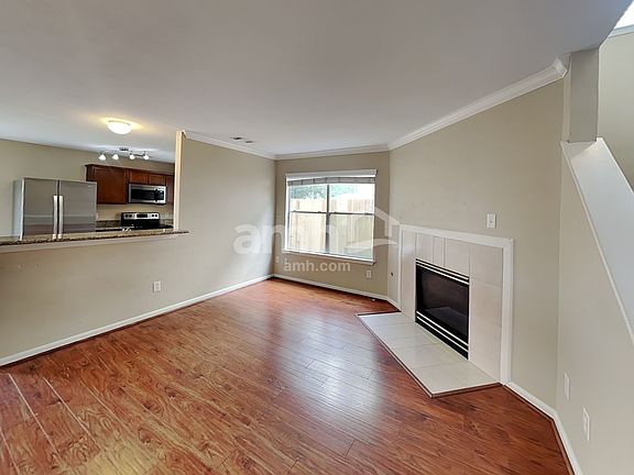 5th image of 11830 Rolling Stream Dr