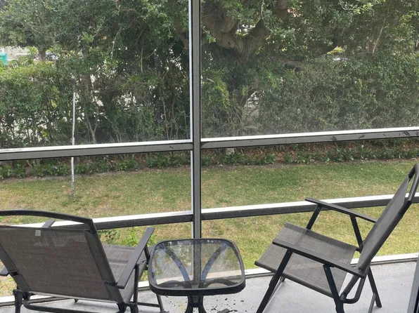 880 Horizons W #206, Boynton Beach, FL 33435