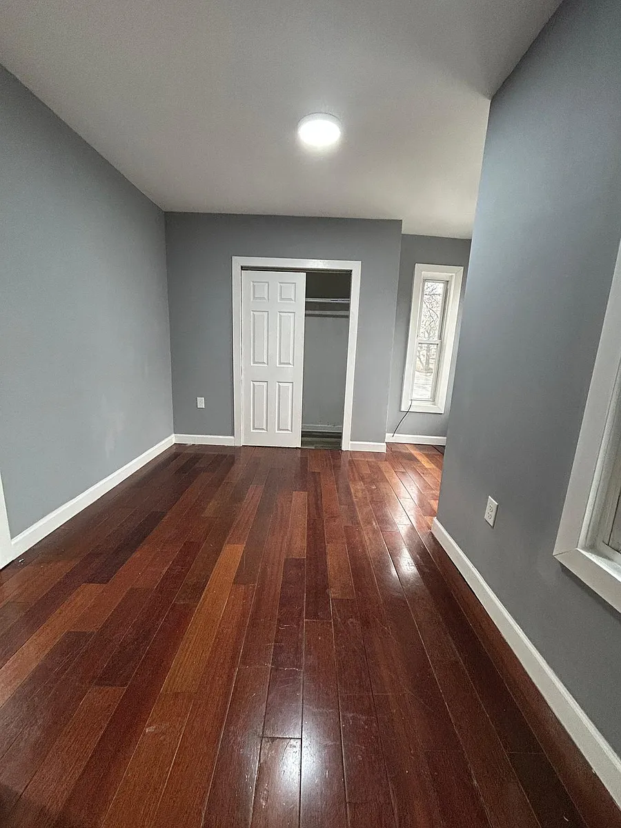 Building Photo - 67 9th Ave #2R
