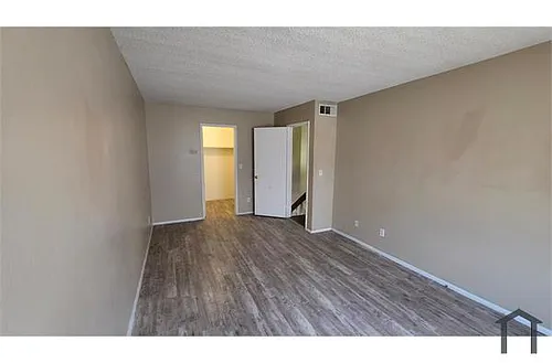 4111 N 69th Ln Photo 1 4111 N 69th Ln Photo 1