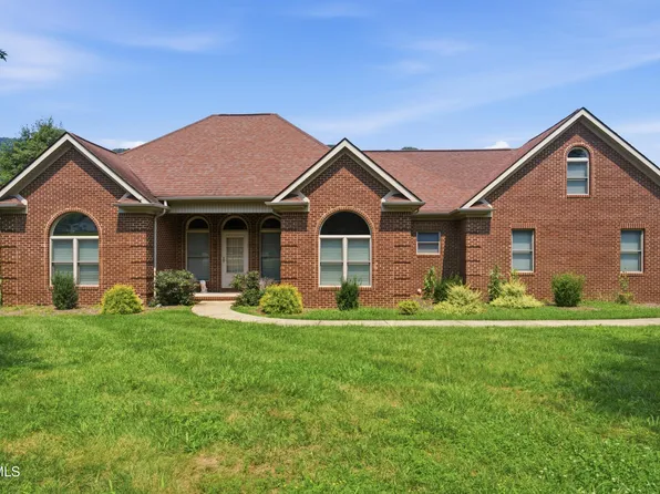 1323 Love Station Rd, Erwin, TN 37650