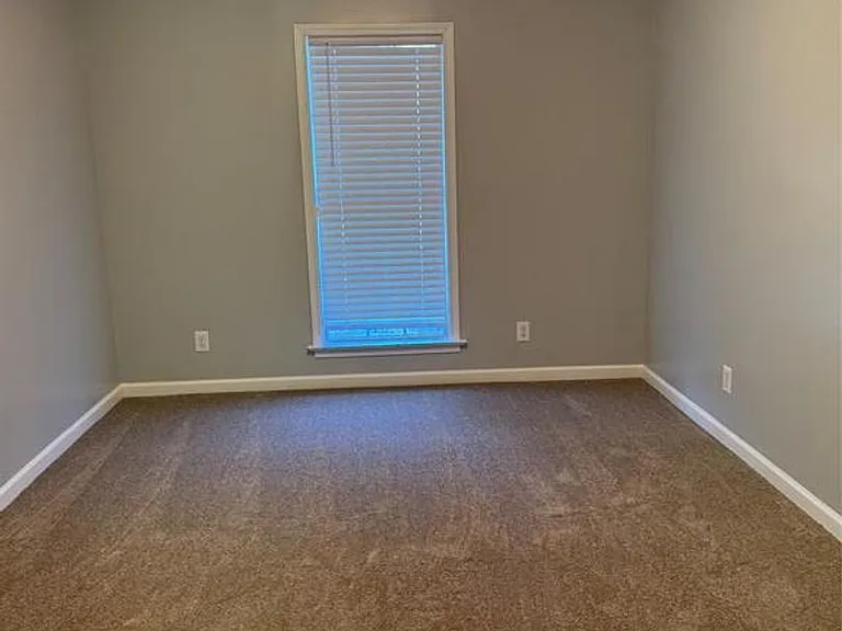 8737 Jamac Ln — Photo 11