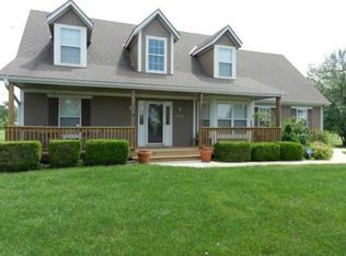 17505 S Merriott Rd, Pleasant Hill, MO 64080