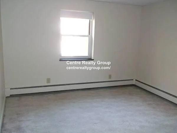 151 Concord St #12