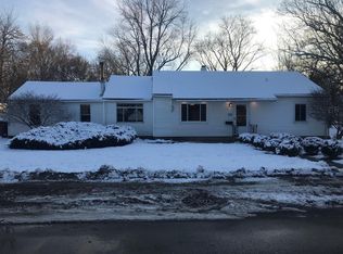 201 S 11th St, Chesterton, IN 46304