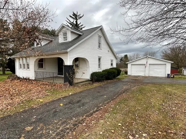 7743 Ravenna Ave NE, Louisville, OH 44641