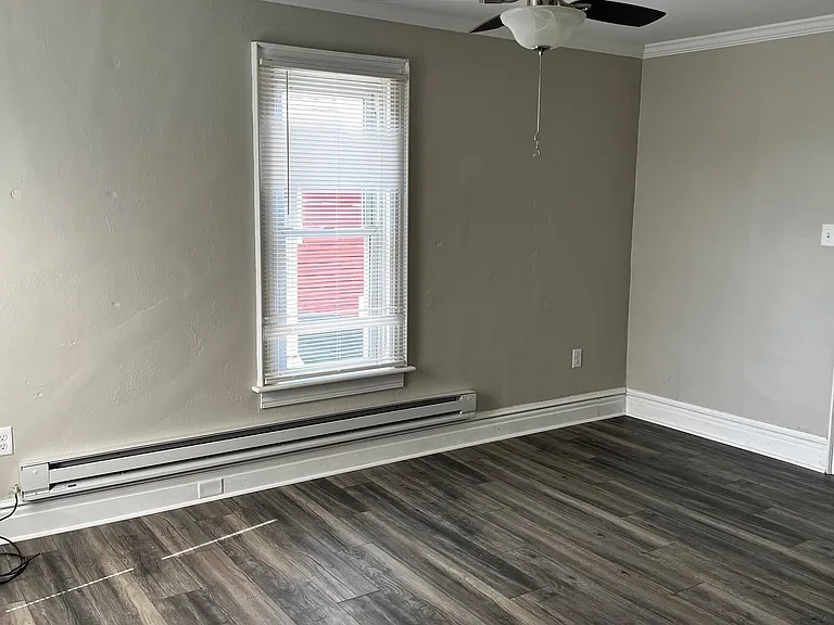 157 3rd St #2 — Photo 8