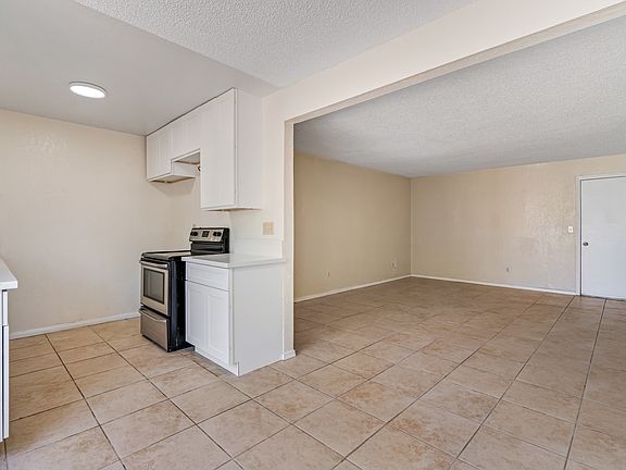 4th image of 218 Willie James Jones Ave APT 2