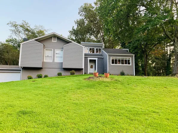 4933 Dana Dr NE, Kennesaw, GA 30144