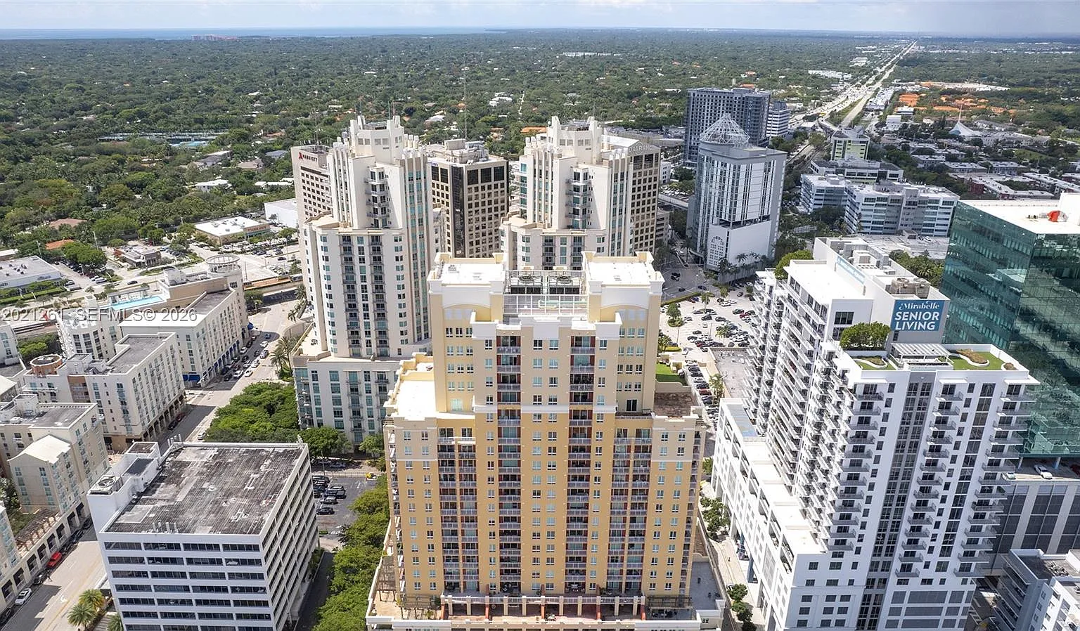 Toscano Condo — Photo 3