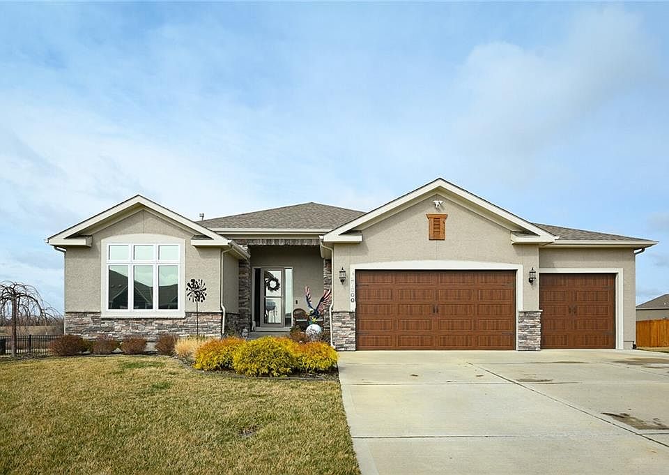 1st image of 27800 E Lake Point Ct