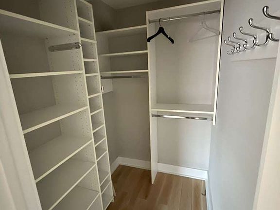 4th image of 944 N Marshall St APT C