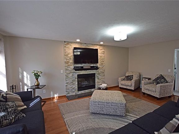 4th image of 14489 Camden Cir