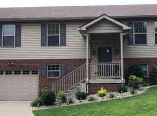 1007 Eagle Point Dr, Berea, KY 40403