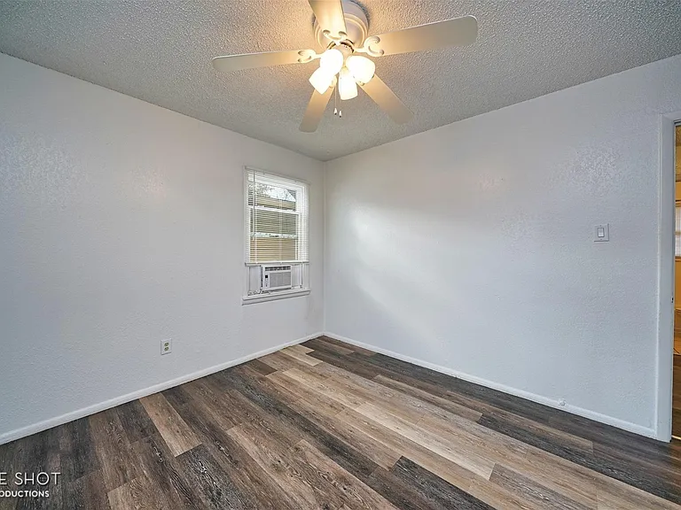 1234 S Crockett Dr — Photo 15