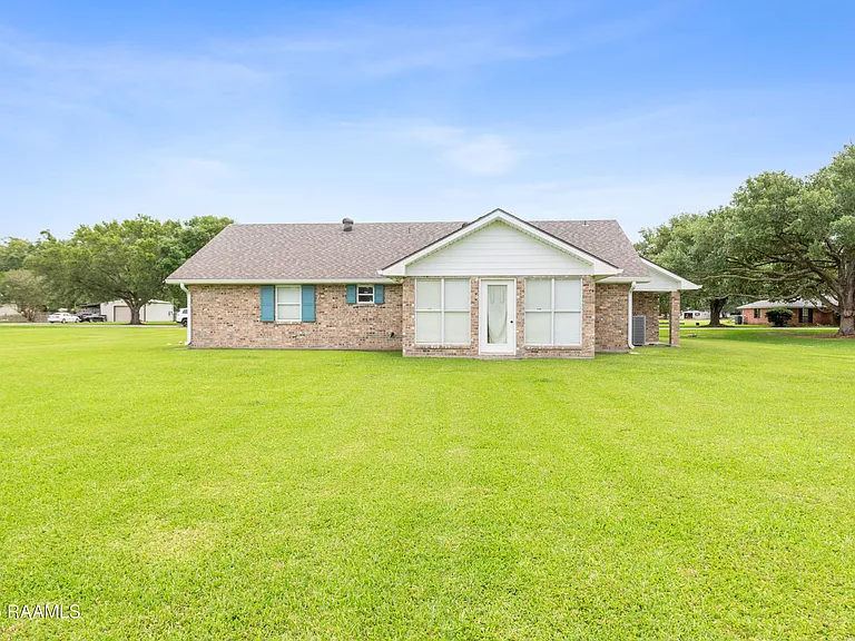 2508 Ferris Rd — Photo 29