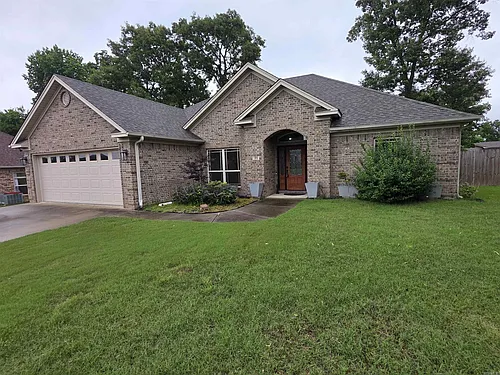 21 Tradewinds Dr Photo 1