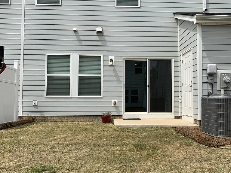 1624 Village Grove Lane 14015 Singletree #LANE401 — Photo 3