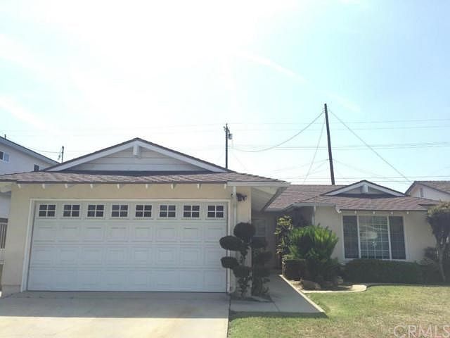 1st image of 2427 Sherbrook Ave