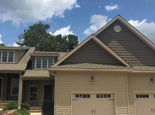 54 Cypress Cir, Southern Pines, NC 28387