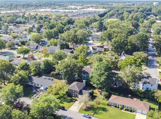 1177 Hopemont Dr, Virginia Beach, VA 23454