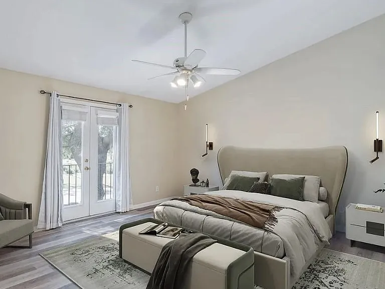 13727 Richmond Park Dr N #105 — Photo 2