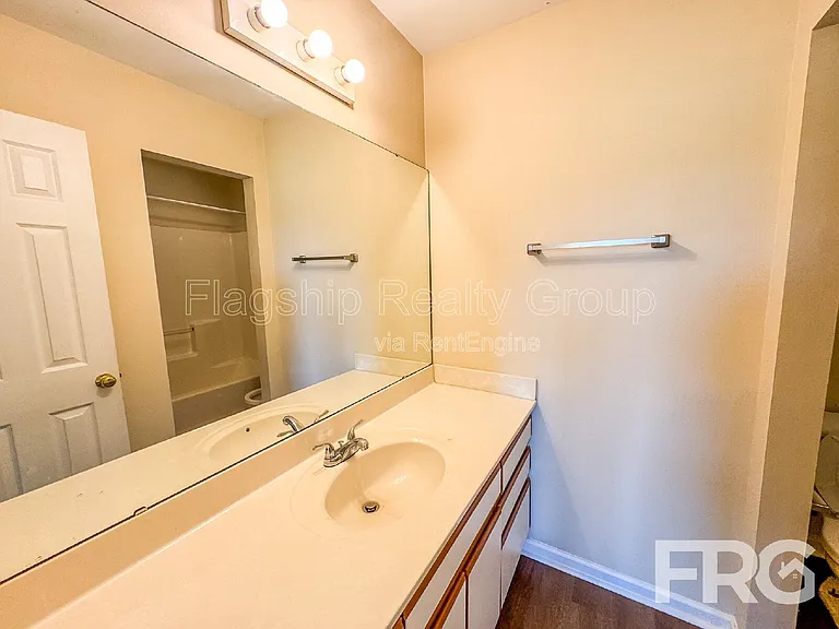 5180 Deveron St #B — Photo 19