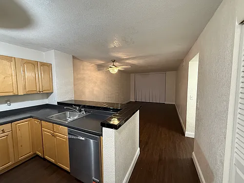 7710 NW 50th St #304 Photo 1