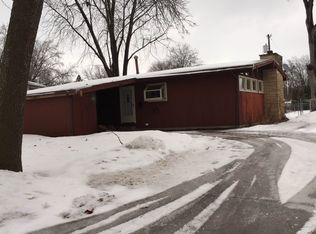 1704 11th Ave, Sterling, IL 61081