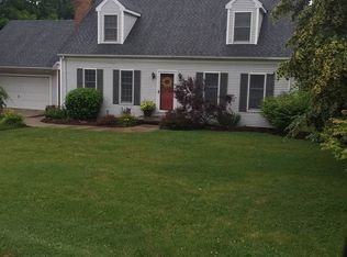 831 N Honeysuckle Ln, Vincennes, IN 47591