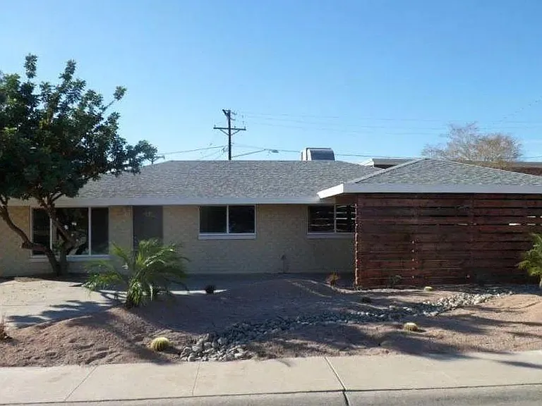 3914 N 81st St — Photo 1