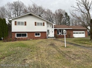708 Delaware St, Mayfield, PA