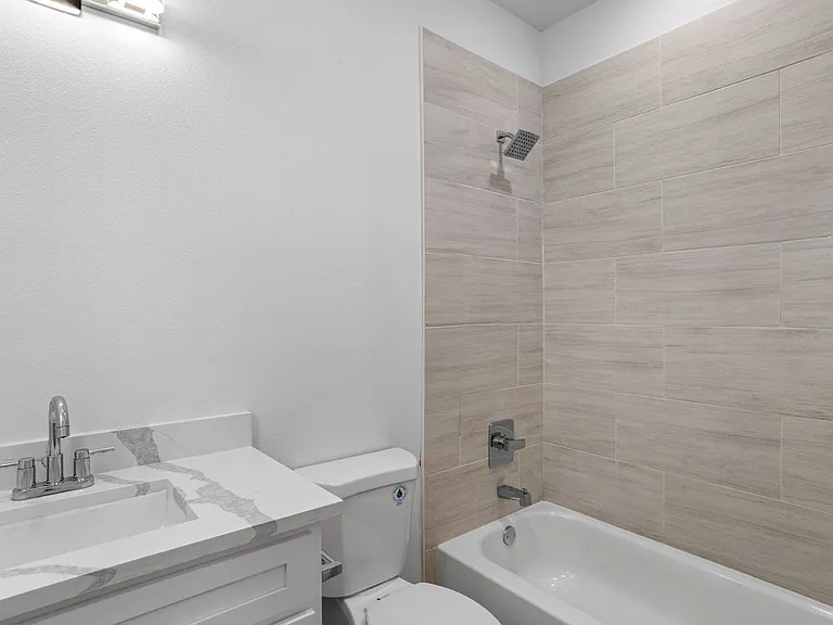 2400 Benbrook Dr #108 — Photo 28