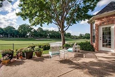 2nd image of 5201 Fairway Lakes Ct
