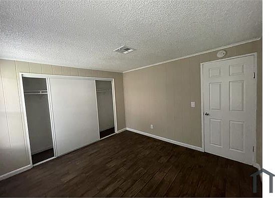 4th image of 3930 Genevieve St APT 2