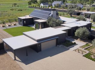 20711 Denmark Ct, Sonoma, CA 95476