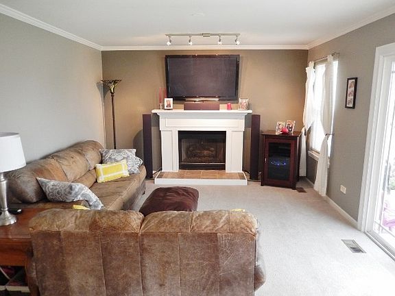 5th image of 854 Crossland Dr