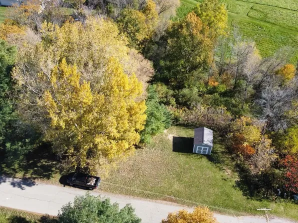Rainbow Dr, Richland Center, WI 53581
