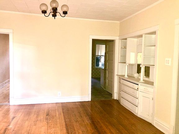 2nd image of 1440 W Hollywood Ave #1W