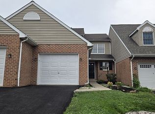 11 Georgetown Ct, Mountville, PA 17554